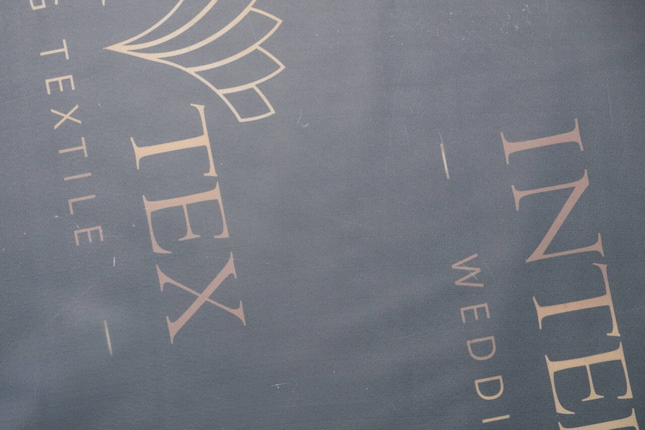 organza Wax Korolin full width 330099